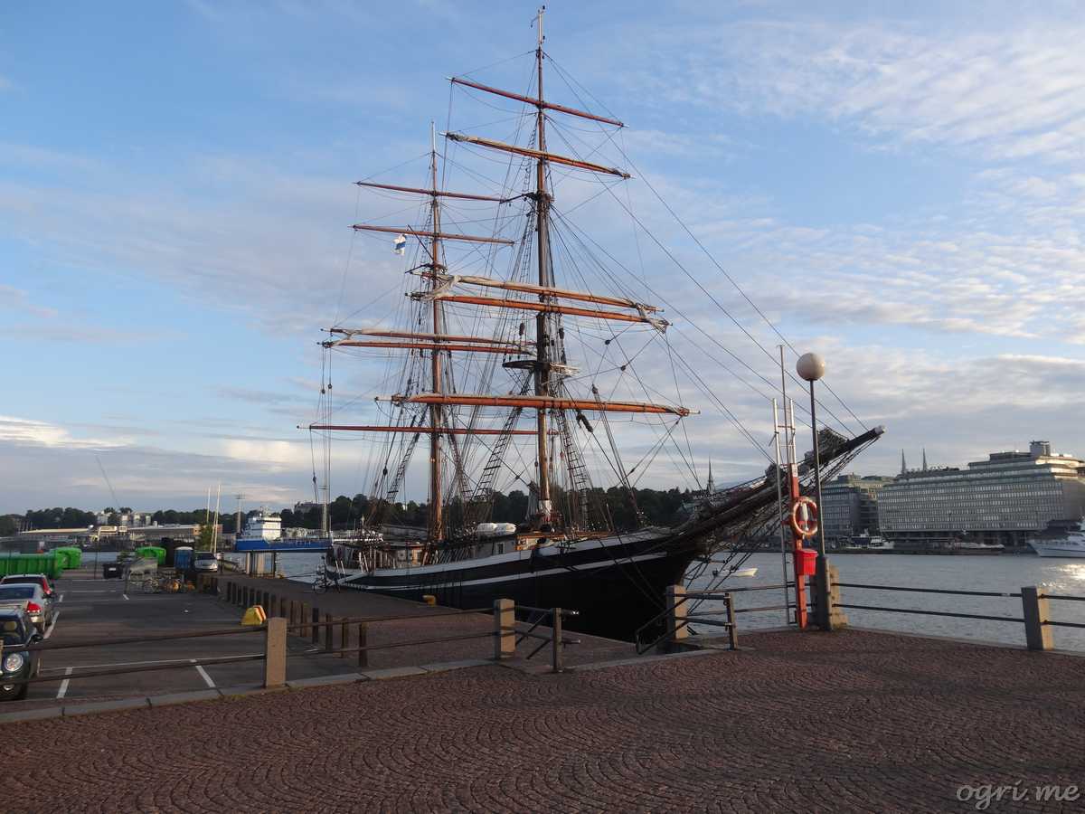helsinki 27 quay 07
