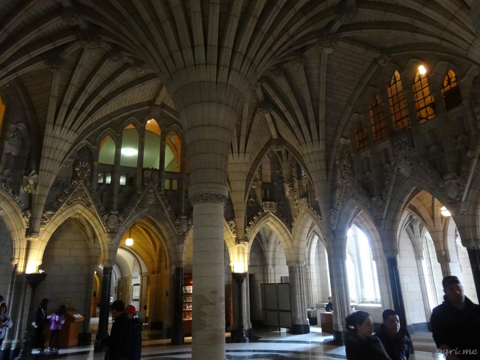 omq24 ottawa-parliament-12-gothic