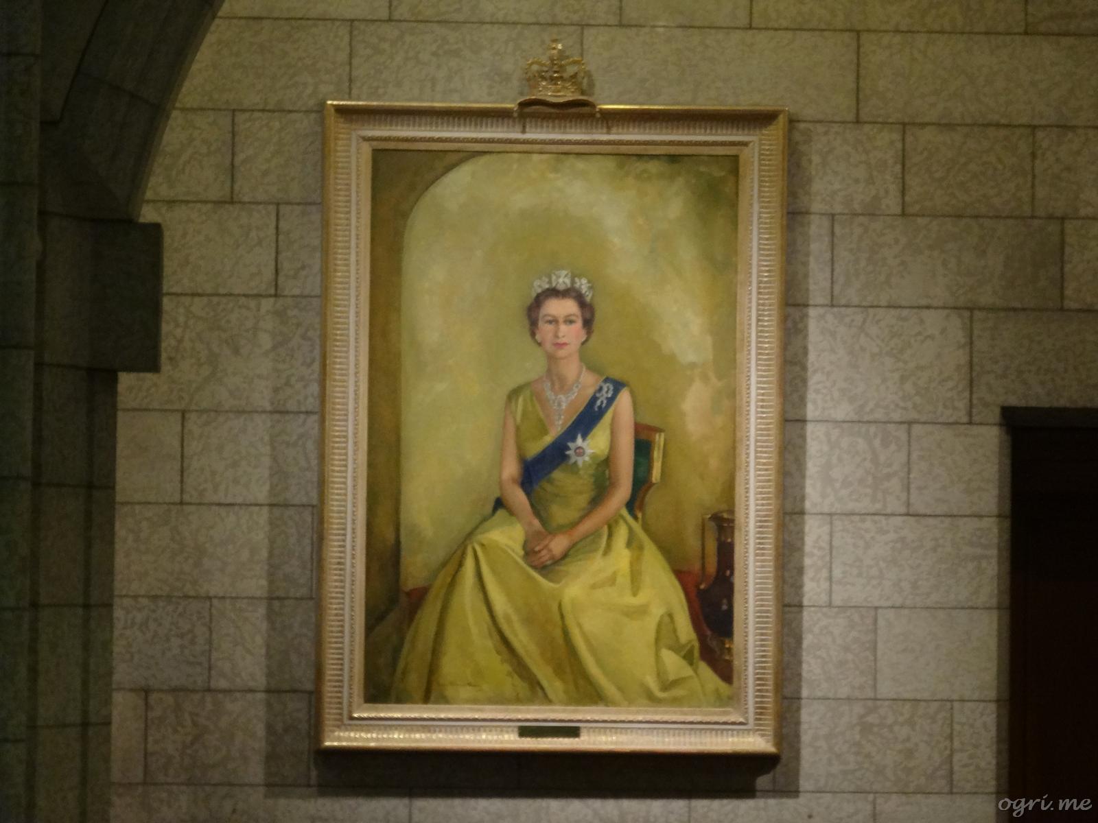 omq29 ottawa-parliament-17-elisabethII