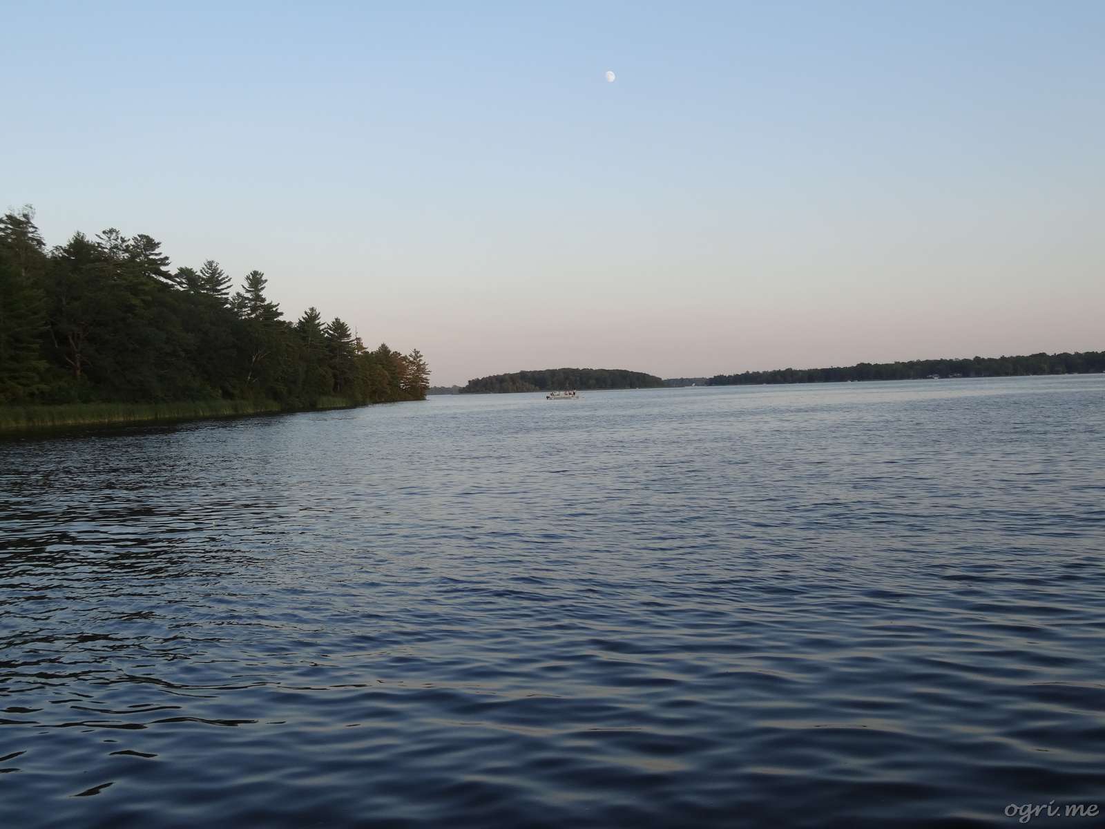 Кликните для перехода на статью silent-river.jpg